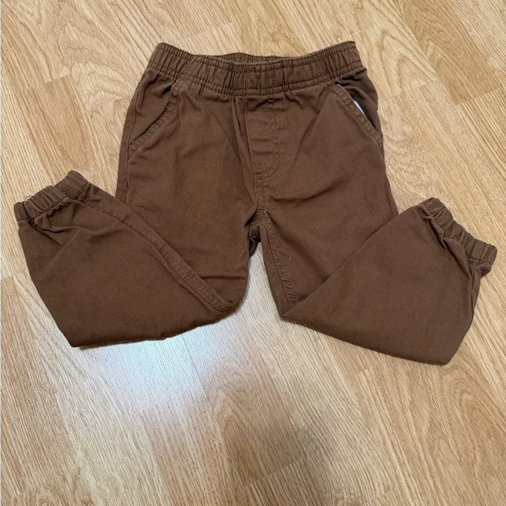 Nautica Red T-Shirt and Plaid Shirt with Brown Pants Set (Size 2T)